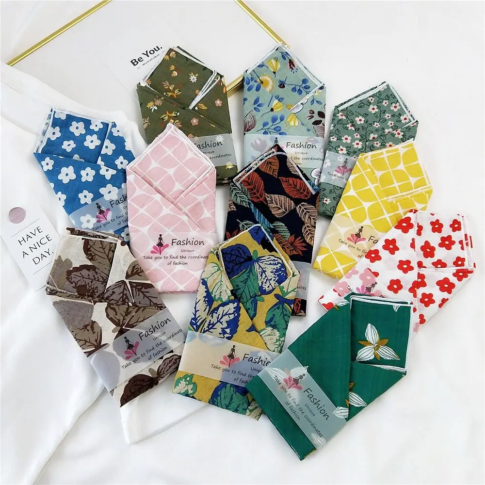 ผ้าคาดผมลายดอกไม้ ผ้าฝ้ายลินิน ผ้าพันคอสี่เหลี่ยม ผ้าคาดผม ผ้าผูกผม ผ้าพันคอไหมพิมพ์ลาย ใช้เป็นเครื่องประดับเสื้อผ้า ผ้าพันคอ