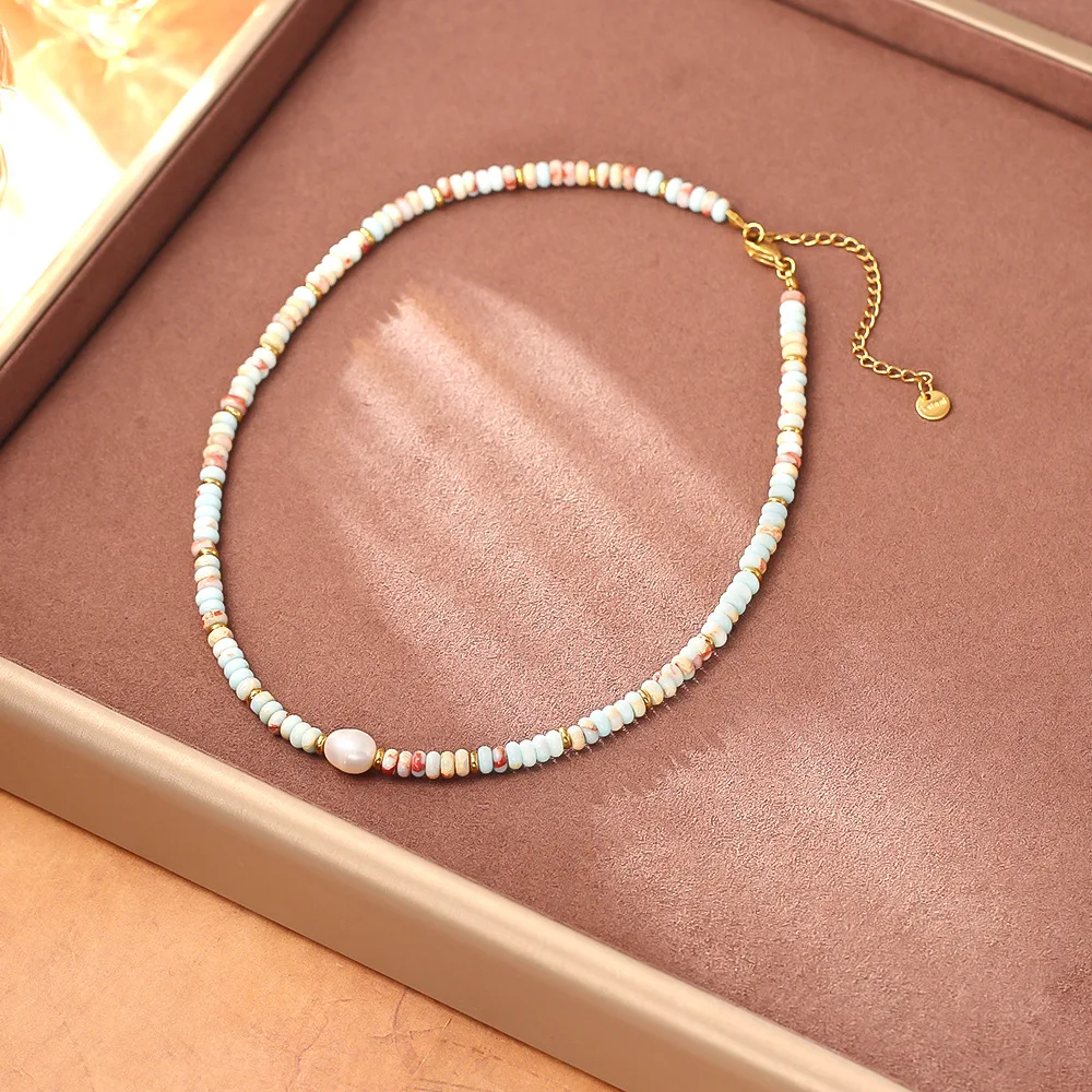 

Colorful natural stone beaded necklace for women, freshwater pearl fashion clavicle chain, simple and versatile sweater chain