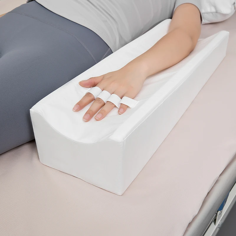 Medical Upper Limb Lift Pad Arm Elevation Pillow for Fracture Care and Postoperative Recovery 55cmx17cmx12cm