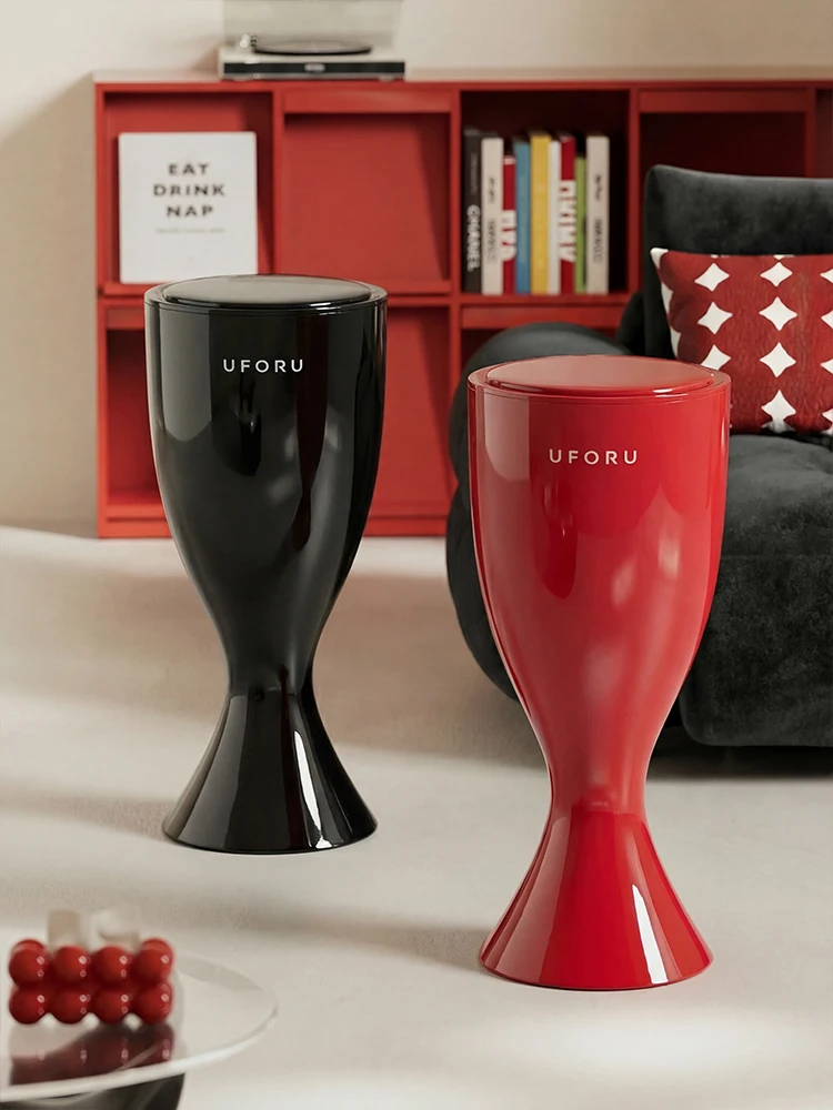Tall Trash Can. No-Bend Design. A Large-Capacity Household Trash Can With a Stylish Look That Complements Your Home Decor.
