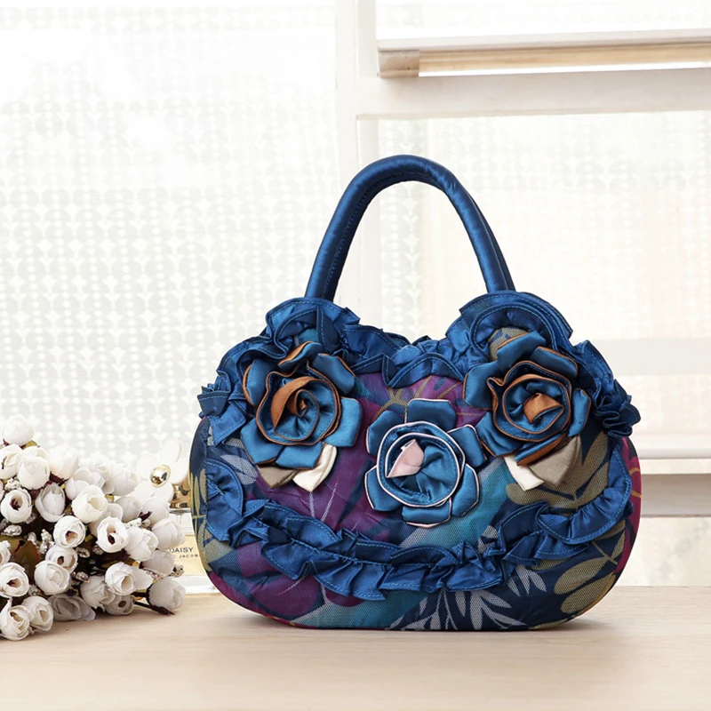

New mom key bag Korean women's handbag mommy bag solid color lace girls zipper handbag