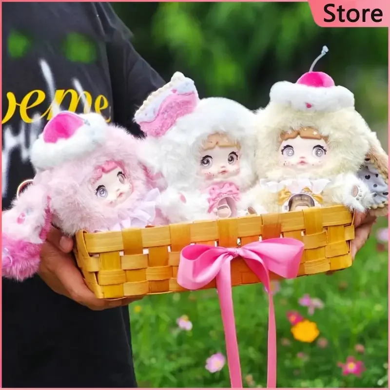 Nommi Amareli Silk Collaborative Glutinosa Doll Blind Box Toy Sweet Heart Surprise Regalo di compleanno Figura da collezione alla moda