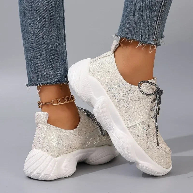 أحذية رياضية نسائية 2025 خريف جديد مزين بالترتر نمط مسطح مصمم الجري السفر أحذية رياضية مريحة غير رسمية Zapatos Mujer #2