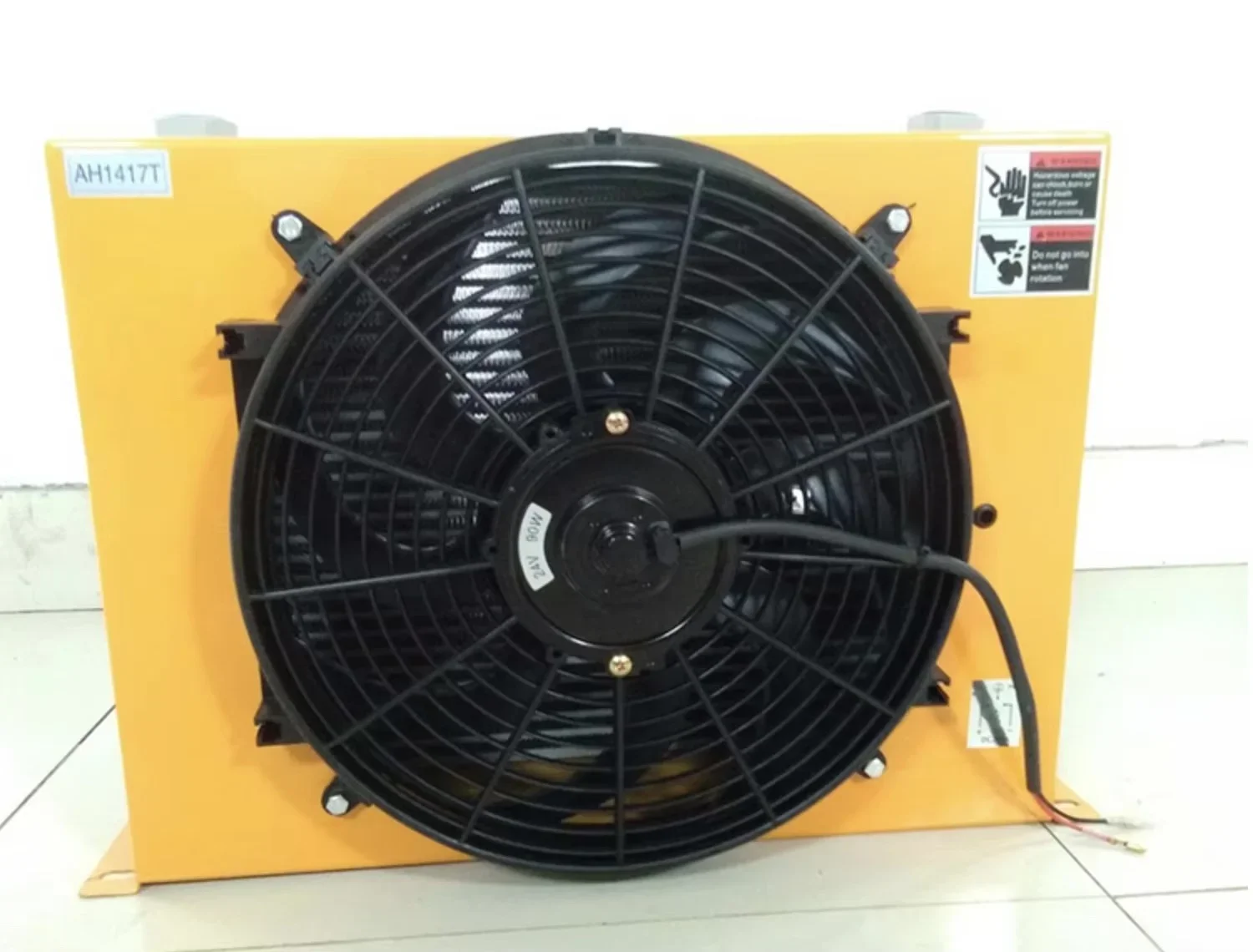 

AH1417T Air-Cooled Radiator Hydraulic Oil Engineering Vehicle Modified Radiator for Rubber Product Making Machinery