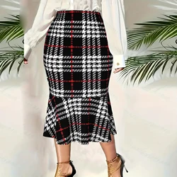 Plus Size Plaid Print Mermaid Hem Skirt, Casual High Waist Midi Skirt, Women's Plus Size Clothing