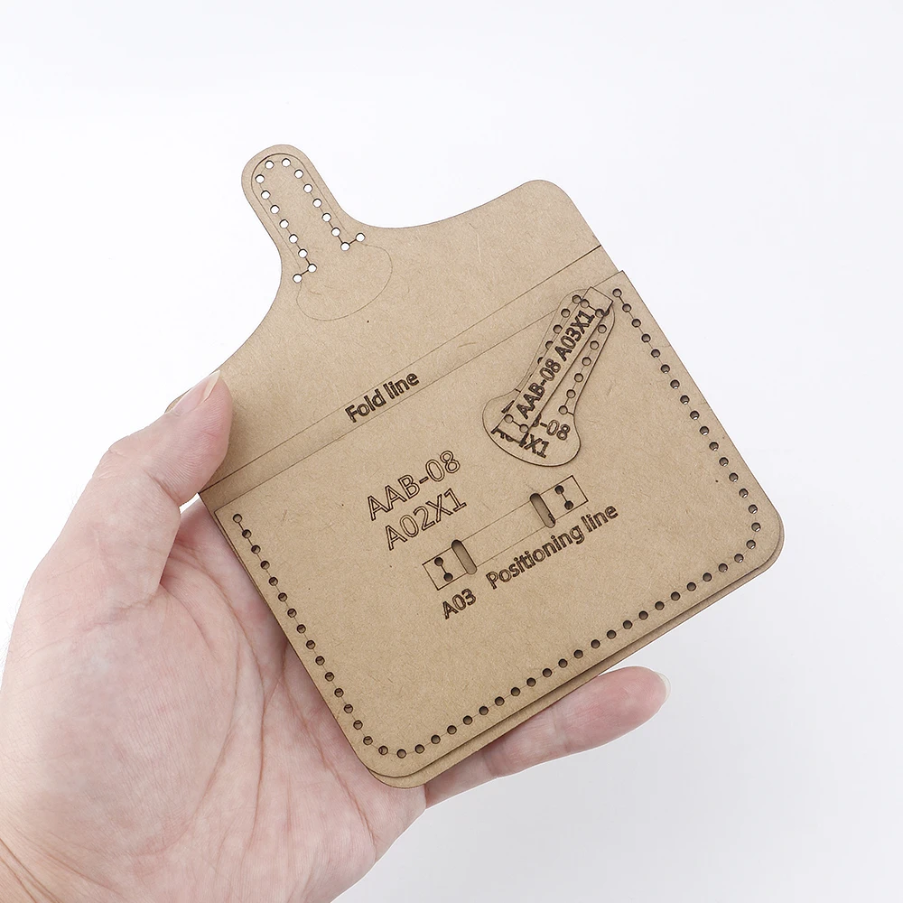 DIY Leather Handicraft Kraft Paper Template, Sewing Pattern Paper, Used for Handmade Leather Wallet/Carry on Card Bag