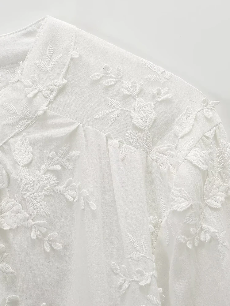 ملابس نسائية صيفية جديدة على الطراز الأوروبي والأمريكي قميص مطرز ثلاثي الأبعاد برقبة دائرية فرنسية