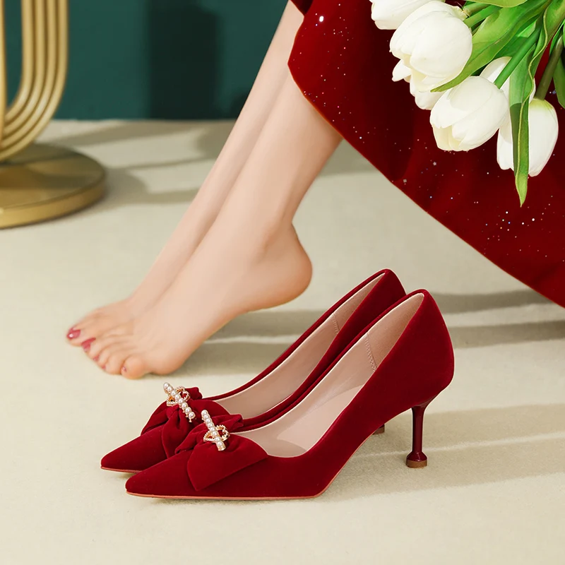 

chinese retro style wedding shoes female 2022 new wine red suede pumps pearl bowknot Stiletto high heel bridesmaid toasted shoes