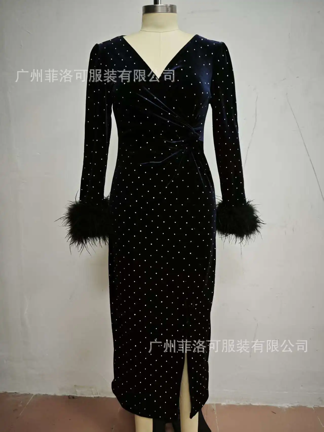 女性用ベロア素材のプロムドレス、レトロなボディコンスタイル、セクシーなVネック、羽根袖付き、秋のロングスリーブ、スリット入りドレス、イブニングガウン