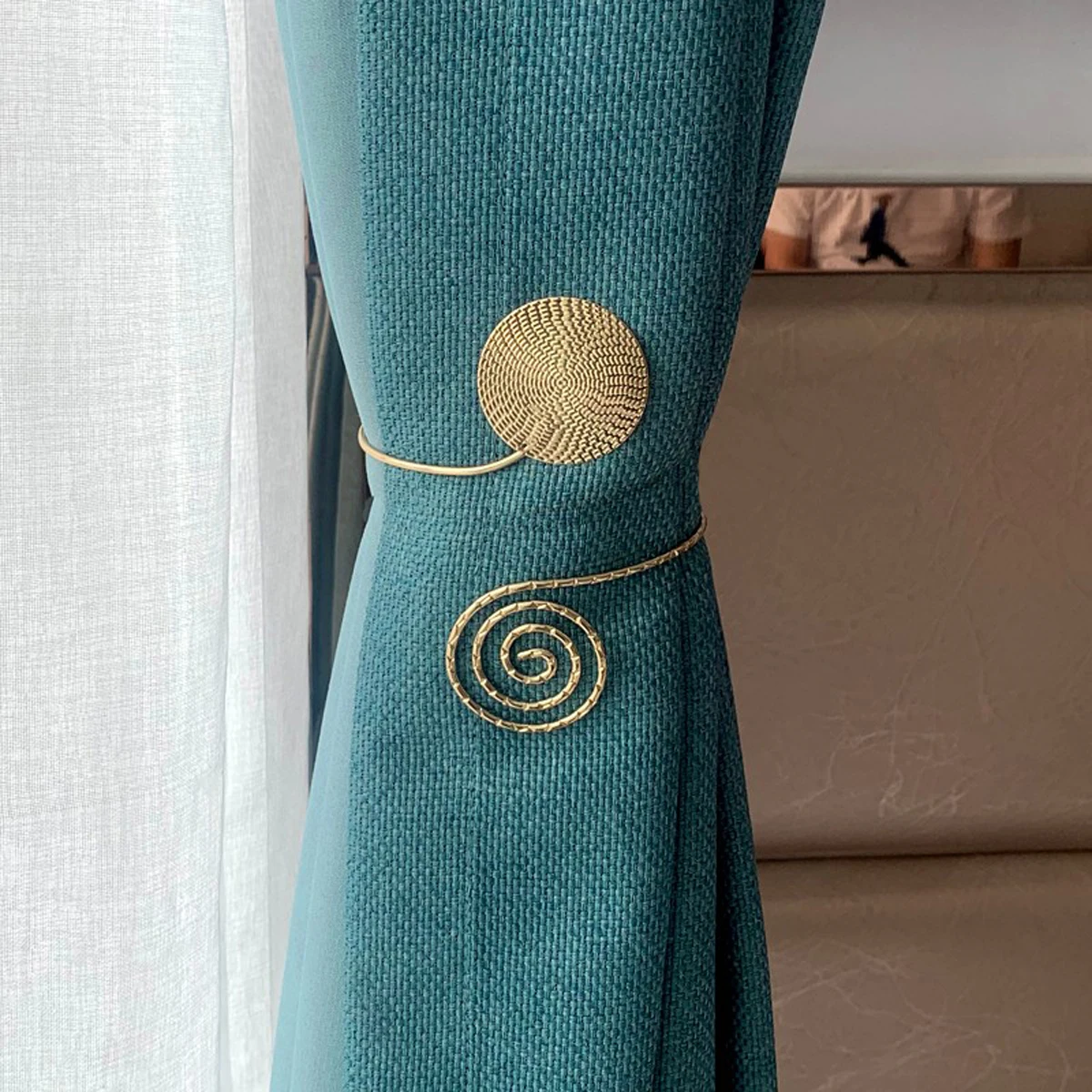 Luxuriöse Vorhangbinder und -halter aus Metall – moderne Fensterakzente im chinesischen Stil für Wohnzimmer-/Schlafzimmerdekoration