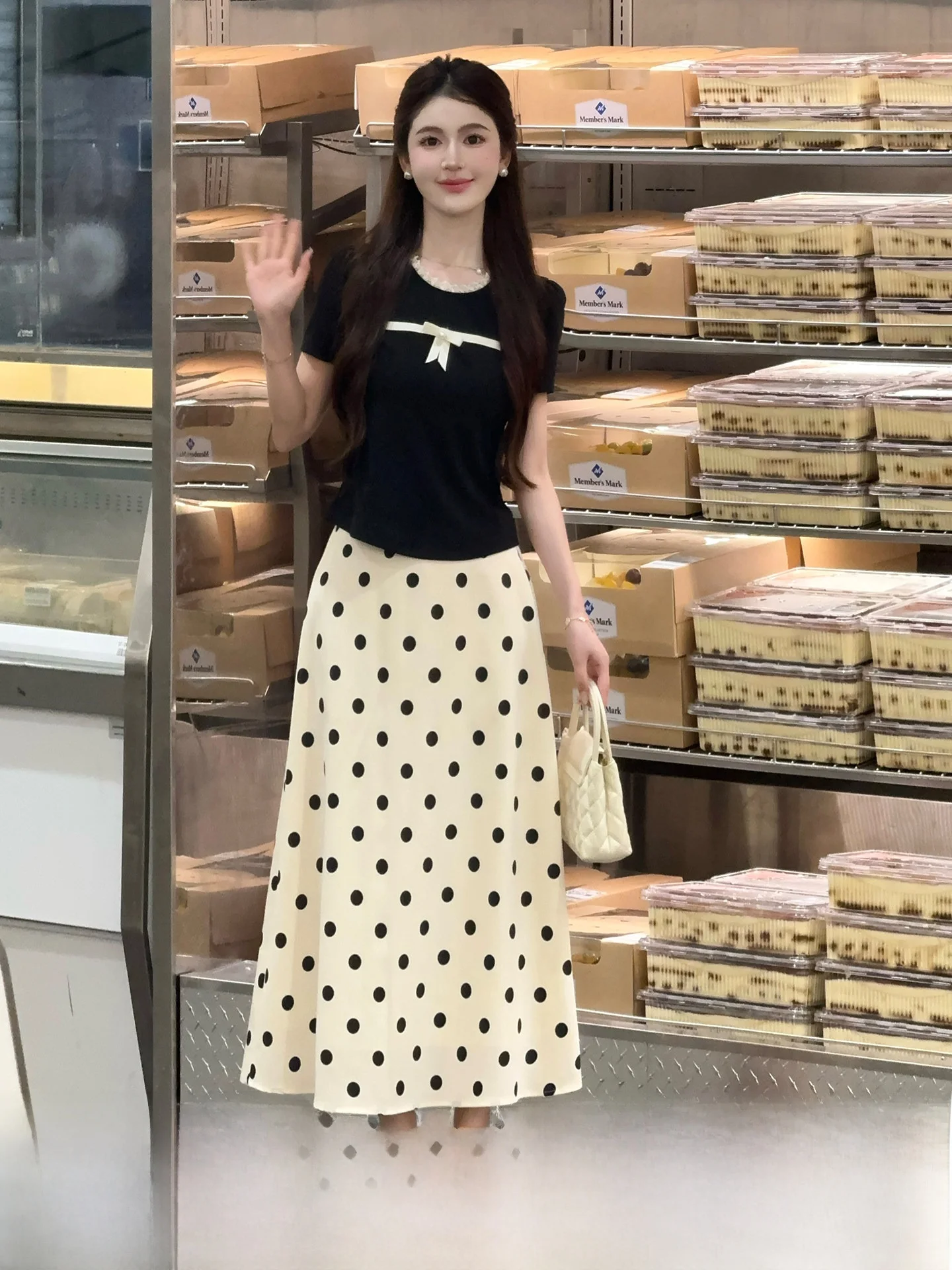 

Elegant Color Block Polka Dot Set Black Top Half Skirt French Style Polyester Fiber round Neck Two Piece Summer Fashion Women...