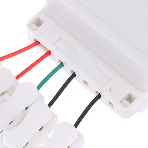 

LED String Dimmer EK-04 2/4-Way 8 Function Knob/Solder-Free Type Push Button Type Light Adjustment Controller