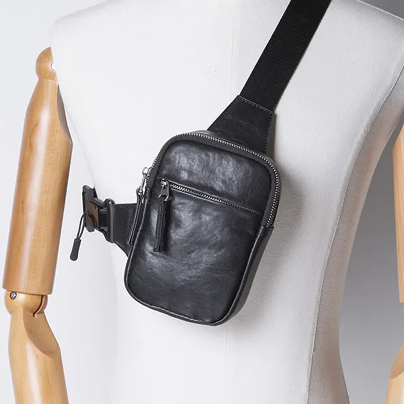 Mini chest bag, men's leather casual shoulder bag, first layer cowhide simple sports phone bag