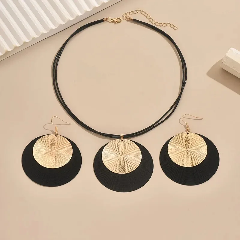3PC/Set Women's Large round Earrings And Collar Necklace Set Exaggerated PU Rope Chain Metal Geometric Pendant Jewelry