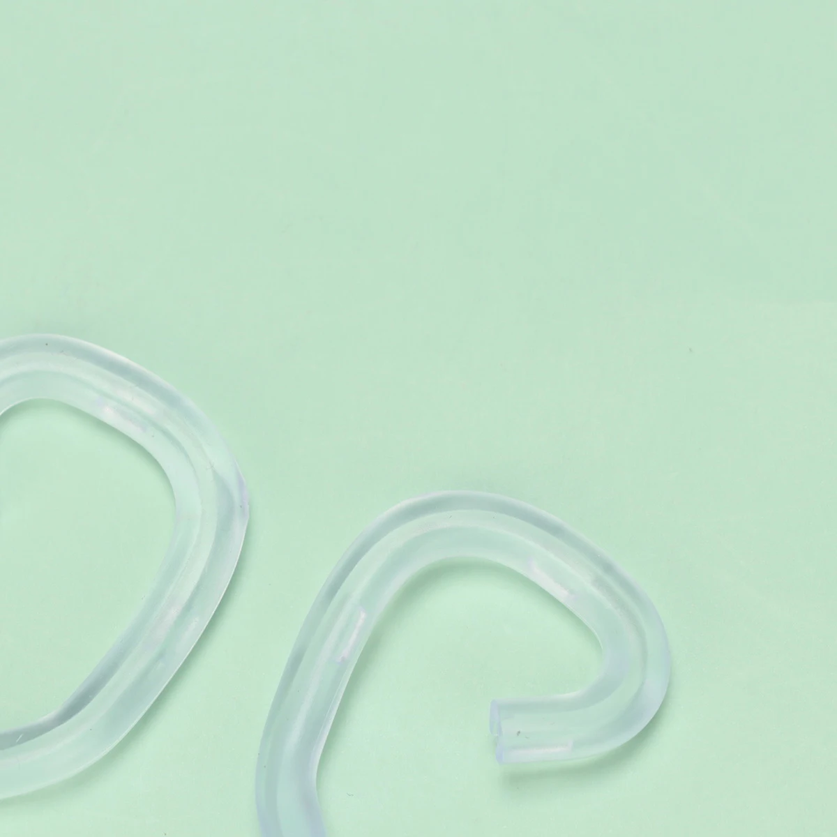 

28pcs Earphone Stretchy Comfortable Ear Prevent Ear Protective Mask Hanging Hook Pain Reusable Hook for Mask Earphone