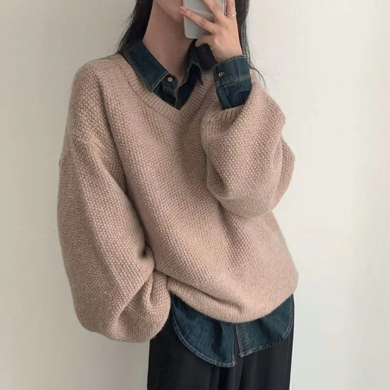 

Chic V-Ne Knitted Sweater Women's Loose Fit Overhead Long Sve Pure Color Sand Needle k Pattern Autumn Winter Top