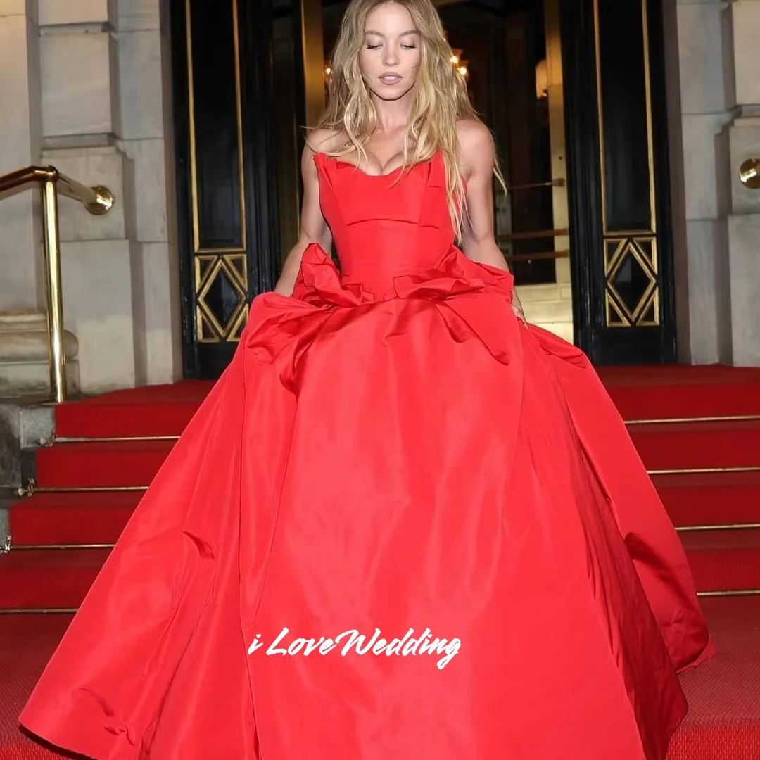 Abiti da sera senza maniche a trapezio con scollo a V rosso Abiti da sera senza schienale ف -.ات Abiti da sera lunghi fino al pavimento pieghettati personalizzati