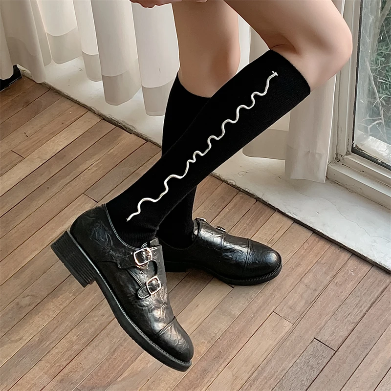 جوارب بيضاء طويلة بسيطة قابلة للتنفس للنساء ، جوارب مريحة ، ركبة عالية ، سيدات ، موضة جديدة ، جودة عالية ، ربيعية #2