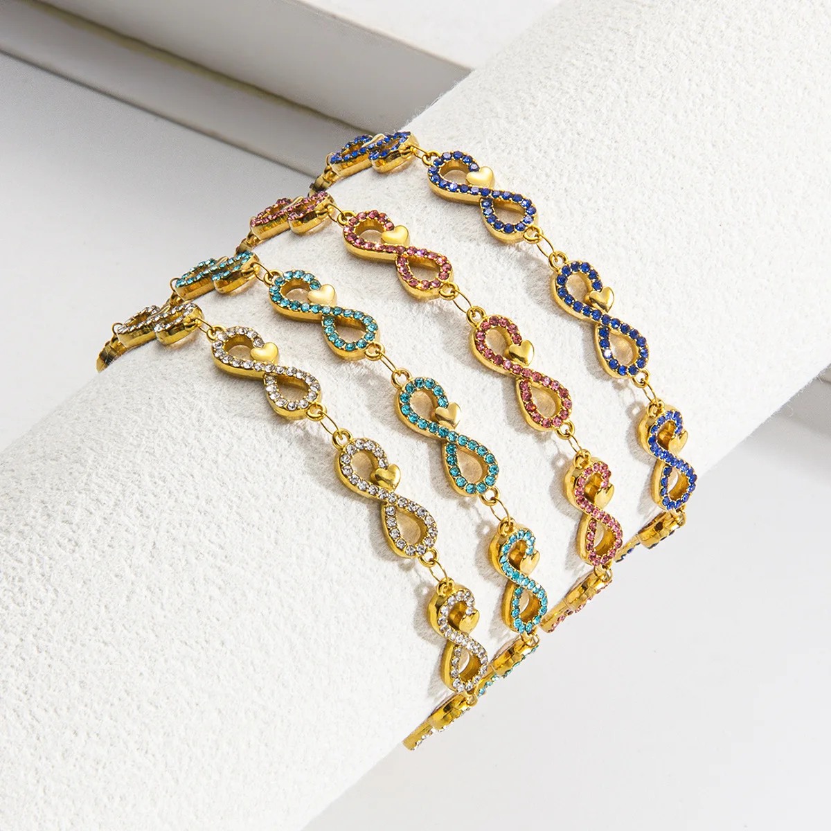 Luxury Infinity Heart Inlaid Rhinestone Bracelet Minimalist Star Bangle Elegant Personalized Women Daily Fashion Jewelry