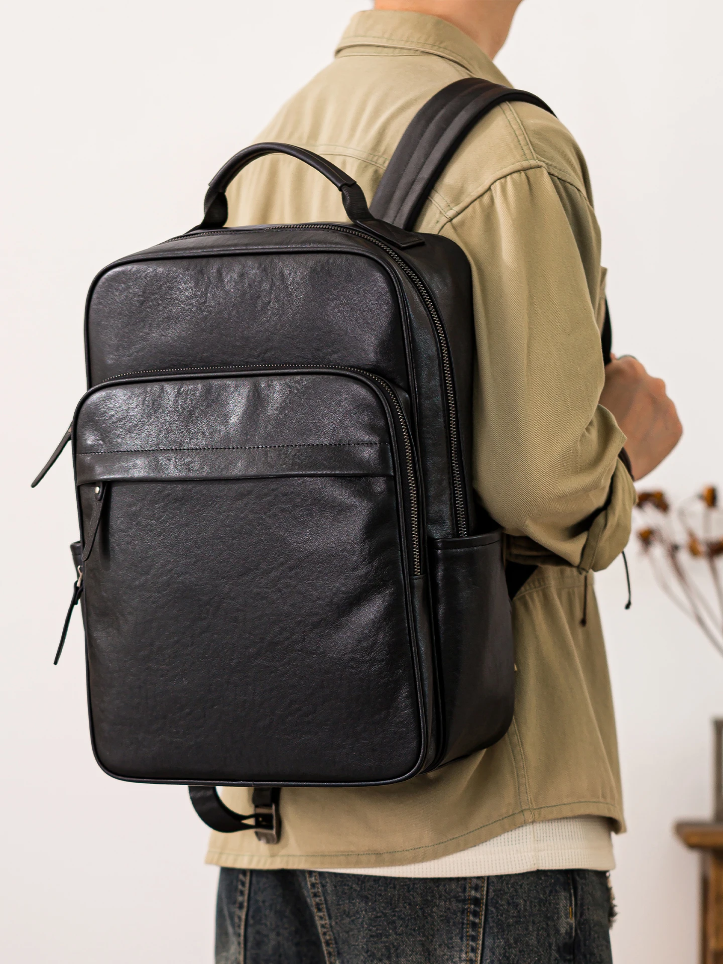 PNDME outdoor travel luxury genuine leather men's laptop backpack simple casual designer handmade cow leather black bookbag