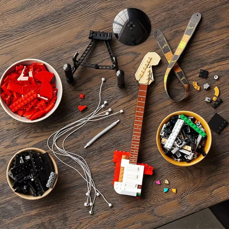 1074 Uds. Creativo negro o rojo 1970s Fender Stratocaster guitarra bloques de construcción 21329 montar ladrillos juguete para regalo para niños adultos