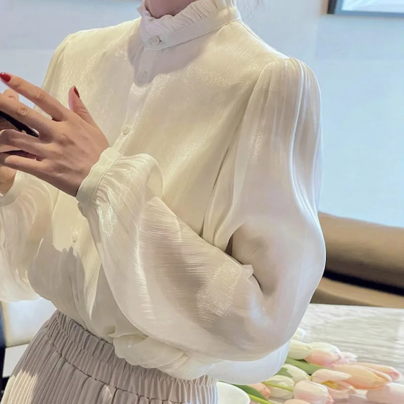 Streamer Texture Temperament Elegant Shirt Women's 2026 Autumn New Fungus Edge Stand-up Collar Sweet Elegant Chic Bottoming Top