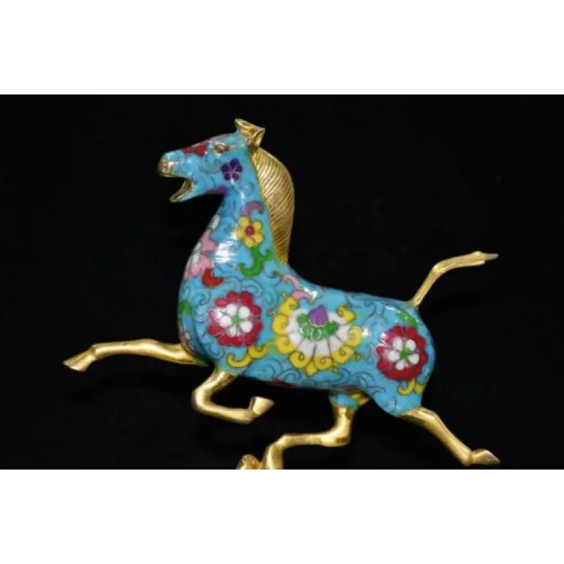 B China Copper Cloisonne Enamel Handmade Exquisite horse stepped swallow Statues