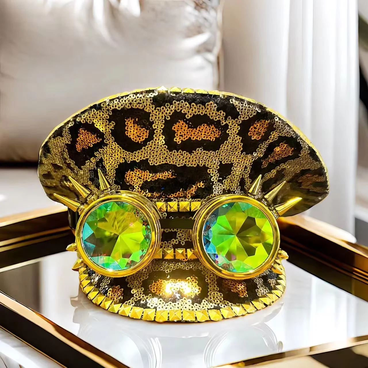 

HongLuan стимпанк Золотая шляпа капитана со стразами для фестиваля Burningman для женщин с очками, военными аксессуарами и кепкой для мужчин