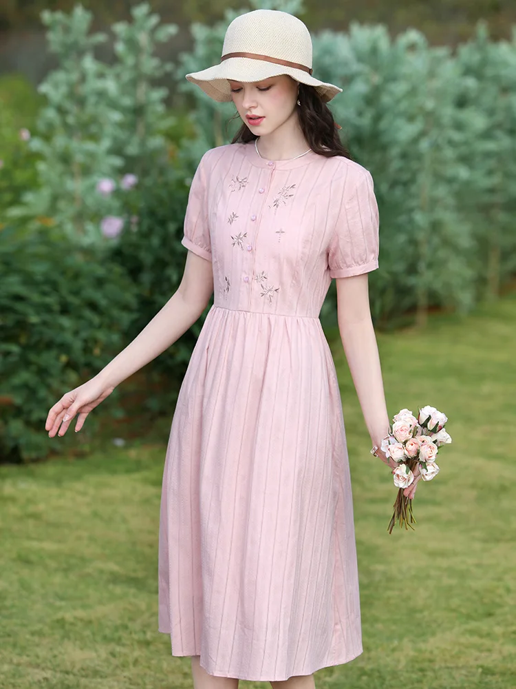 Ich glaube, Sie Frauen Kleider 2024 Sommer rosa Stickerei Kurzarm neue elegante Retro schlanke Midi A-Linie schickes Kleid 2242055682