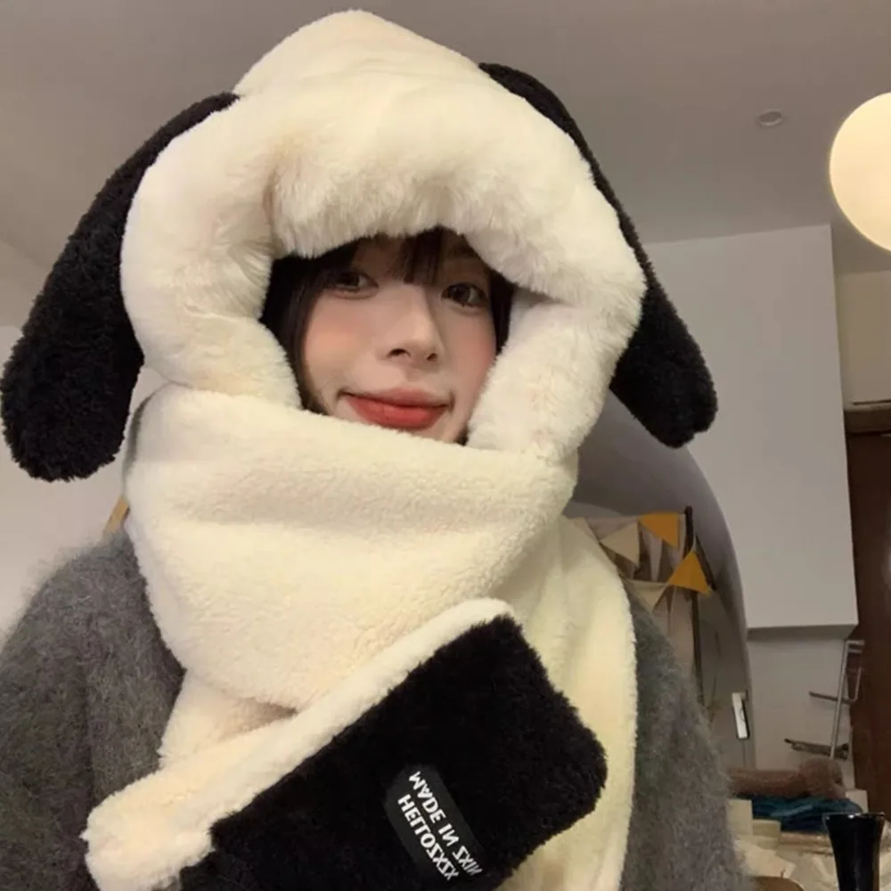 مجموعة من ثلاث قطع من قبعة صغيرة ، قبعة ، أحادية اللون ، وشاح محيط رأس كبير ، قفازات ، سميكة دافئة ، سترة للرقبة ، أزياء