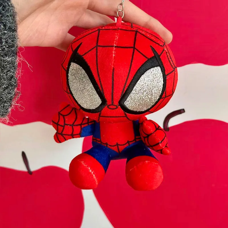Llavero de Peluche de 12CM de la Serie Spider-Man, Figuras de Anime, Adornos para Mochilas, Regalo para Niños