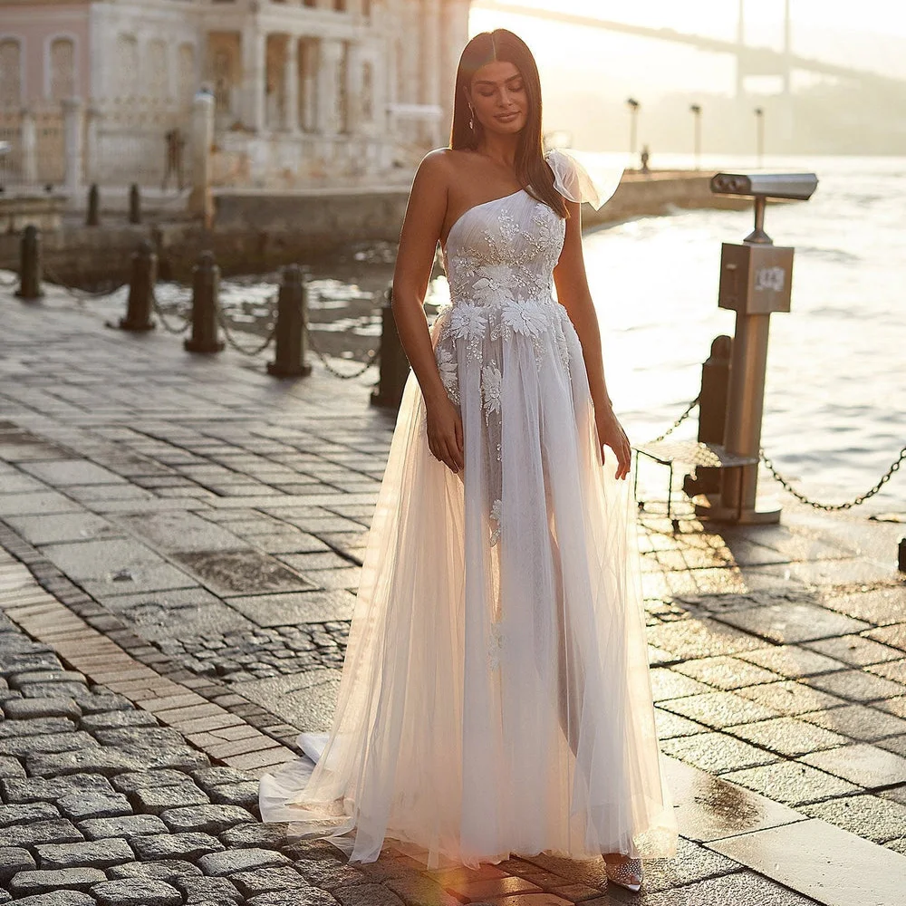 

Boho Lace Applique Bridal Dresses One Shoulder 3D Flower Beading A-Line Wedding Dresses Customized 2025 Brides Dresses