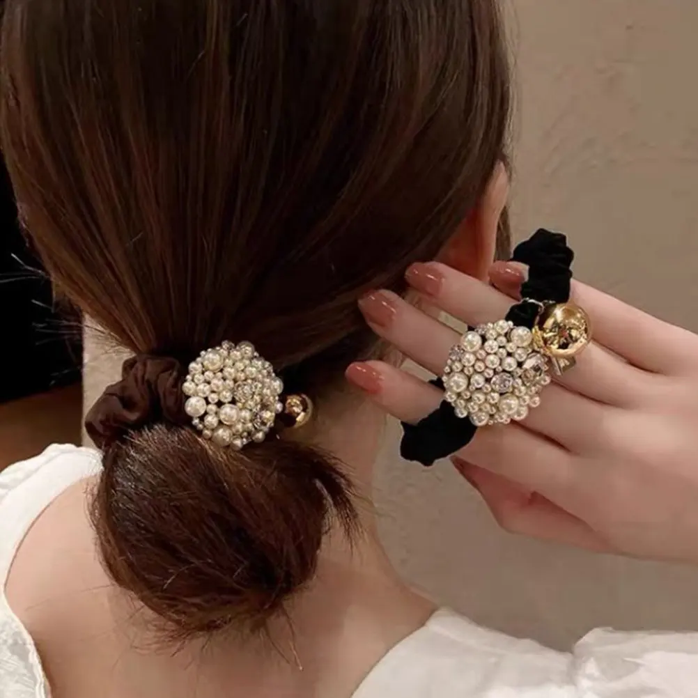 

2Pcs Pearl Ponytail Holders Rhinestone Hair Cuffs Elegant Ponytail Buckle Band for Women Stylish Hair Accessory for Parties