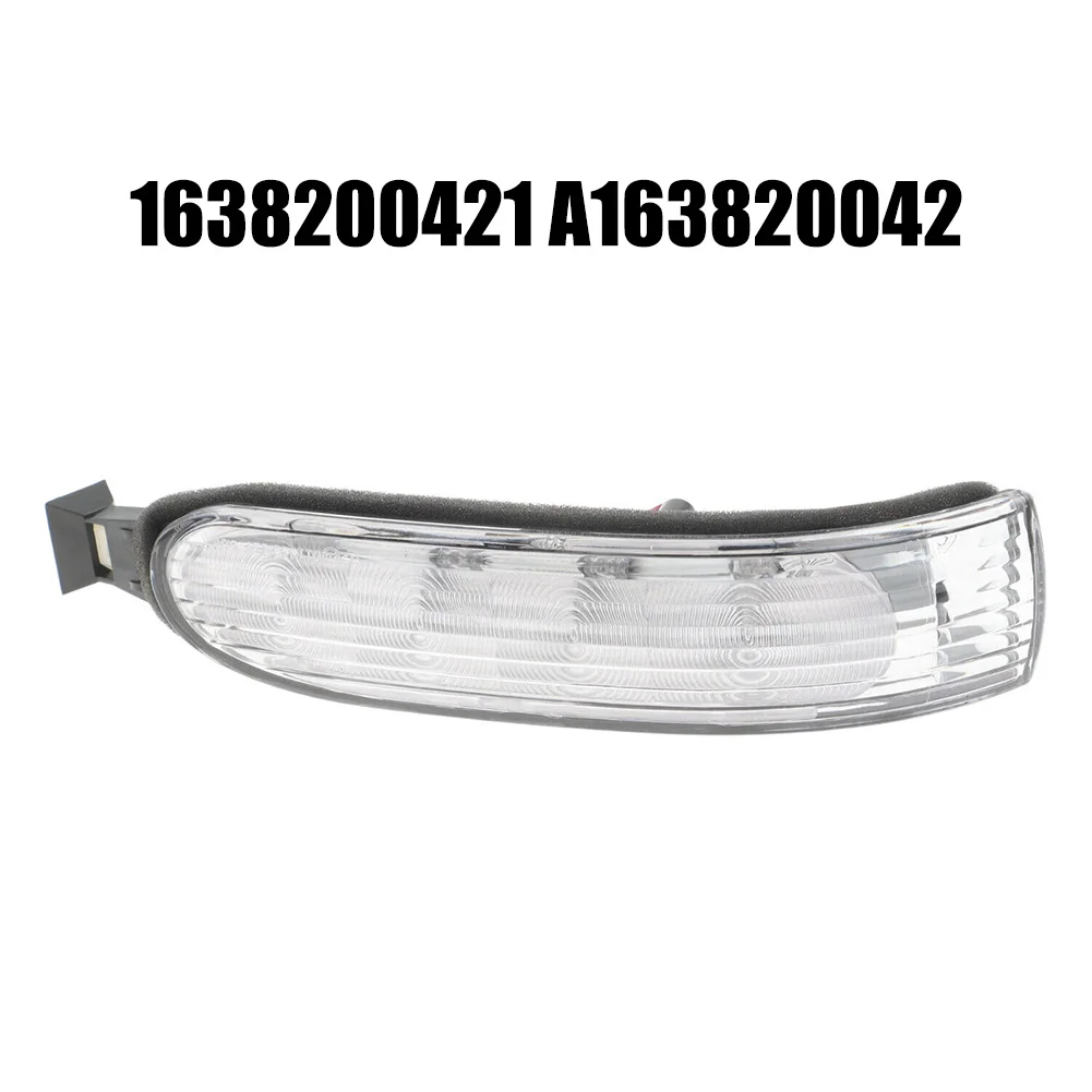 Luz intermitente para espejo retrovisor de coche, accesorio para el lado derecho, para Mercedes ML, AMG 2002-2005 1638200421 A1638200421, 1 piezas