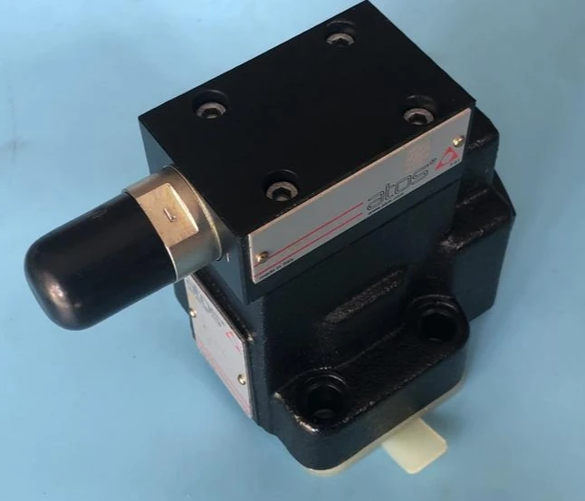 KG-034/100 صمام تخفيض الضغط الذي يعمل بالملف اللولبي |   نوع مكدس |   حالة جديدة للأنظمة الهيدروليكية