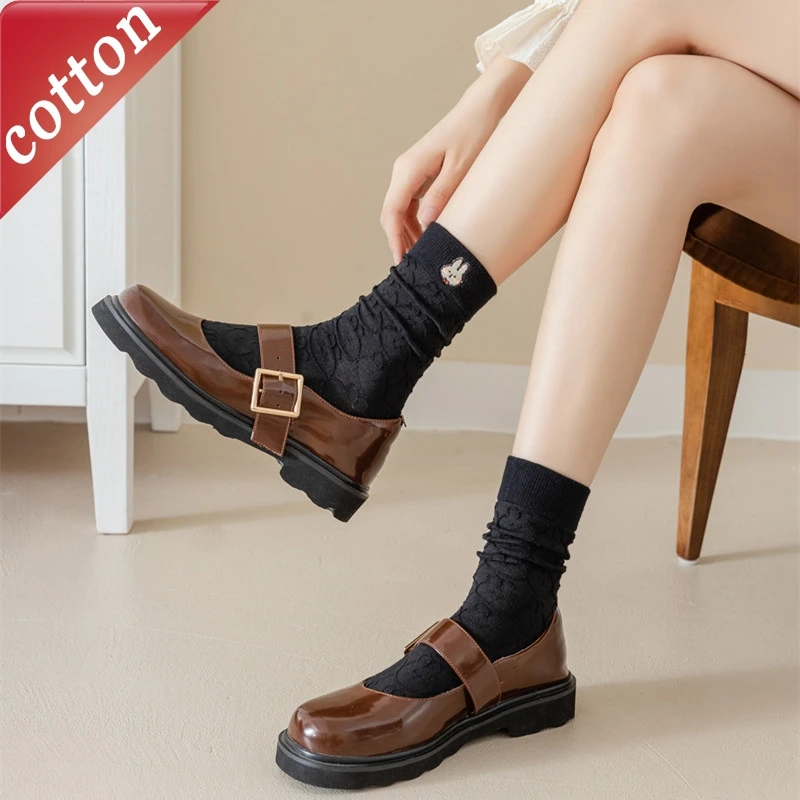1/5 Paar Damensocken Japanische einfarbige vielseitige süße Preppy-Stil Kawaii Mid Tube Socken Sport Hochwertige Baumwollsocken
