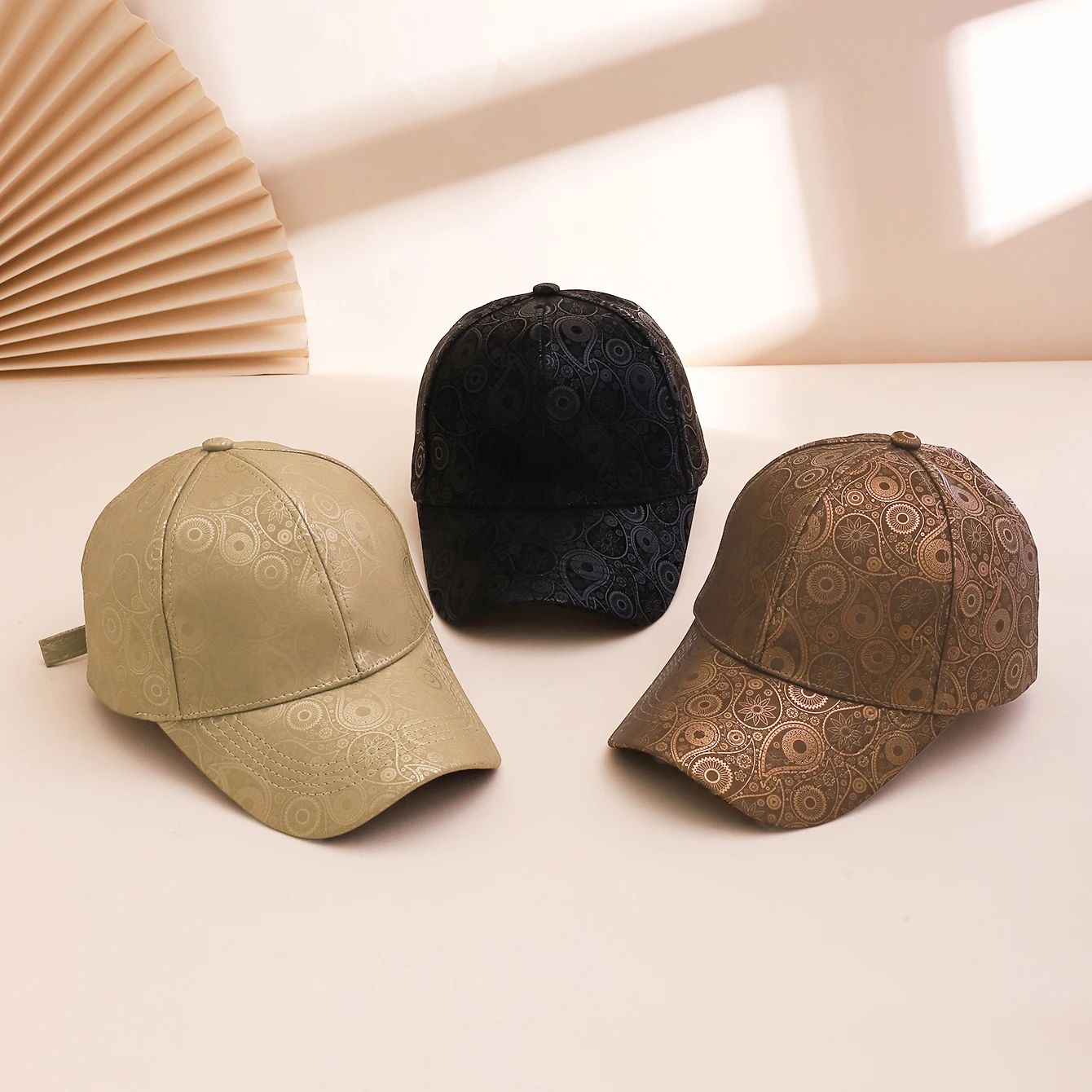 Cross-border fashion full-length cashew flower suede baseball cap with adjustable big head circumference and round buckle
