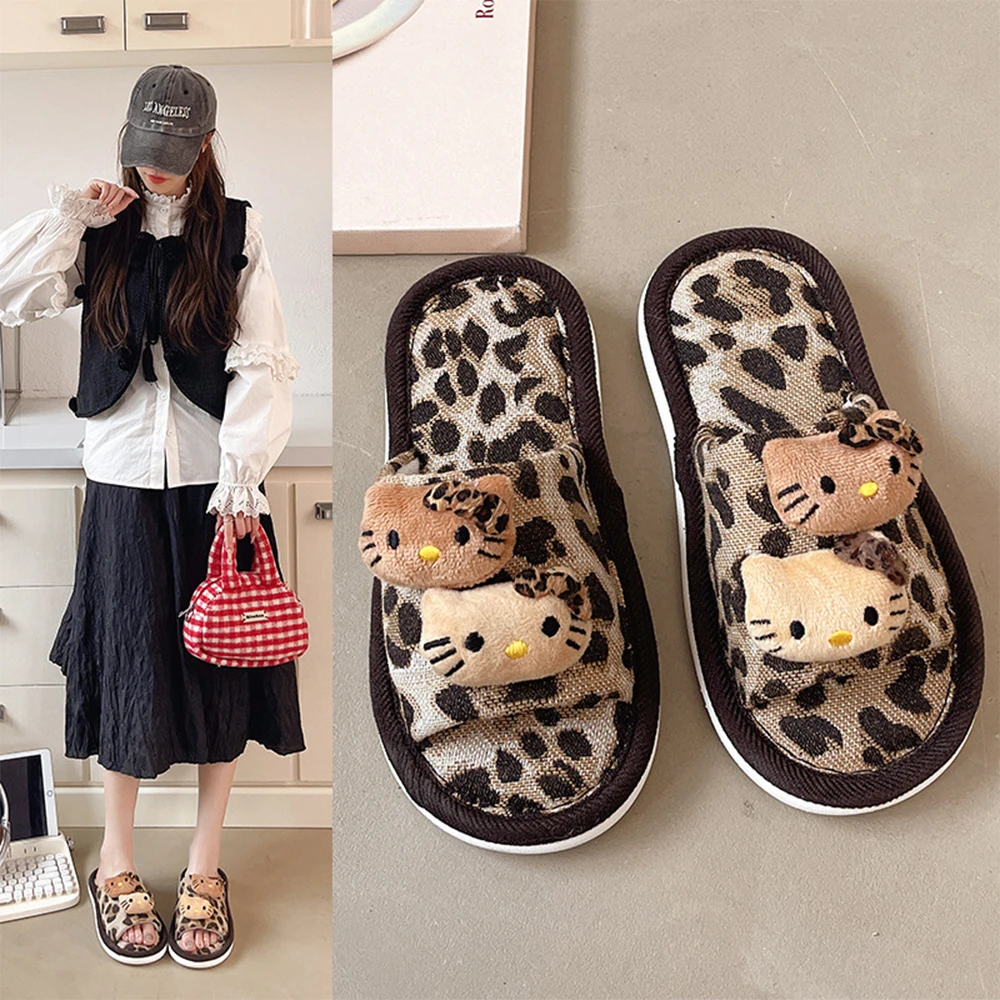 

2026 New Hello Kitty Fashion Leopard Pattern Women's Cute Plush Cat Indoor Slide Slippers Y2K Aesthetic Anti Slip Home Slippers