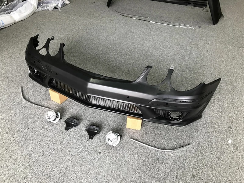 Wholesale Car Parts Body Kits for Benz E Class W211 Change to E63 Front Rear Car Bumper with Side Skirt Body Kits 3