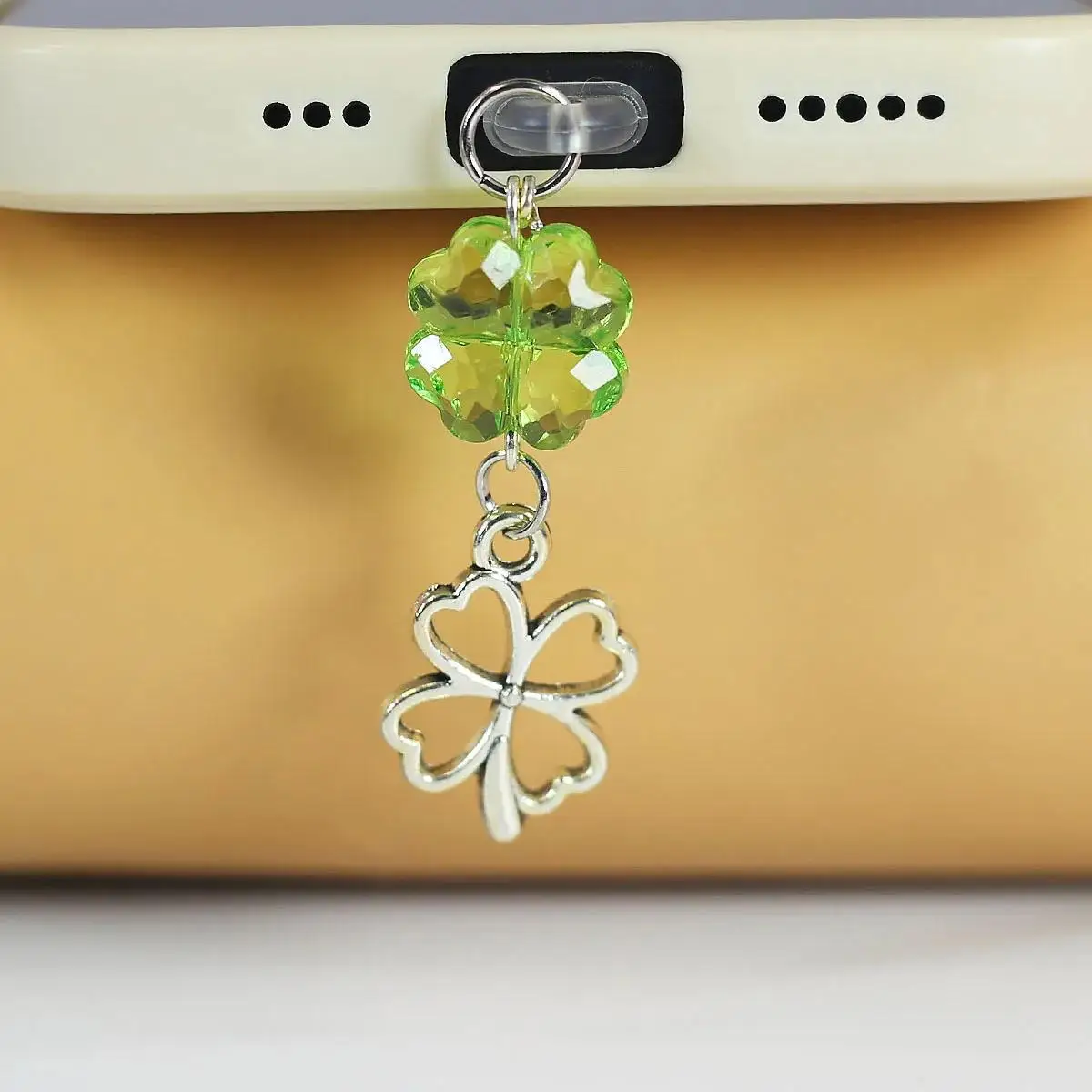 

Flower design Phone Dust plug Accessories Decoration Hanging Pendant for iPhone for Samsung Type-C Charging Port