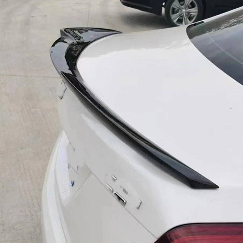 Suitable for Cadillac CT6 2016-2018 Tail Wing Carbon Fiber Tail Spoiler Non-destructive Installation  Use Tail Decoration