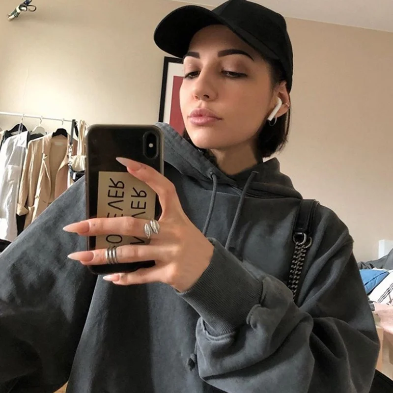 

Женская толстовка оверсайз с флисовой подкладкой, серая, утепленная, свободного кроя, стильная, больших размеров, модная, удобная, из смесового хлопка и полиэстера, длинная