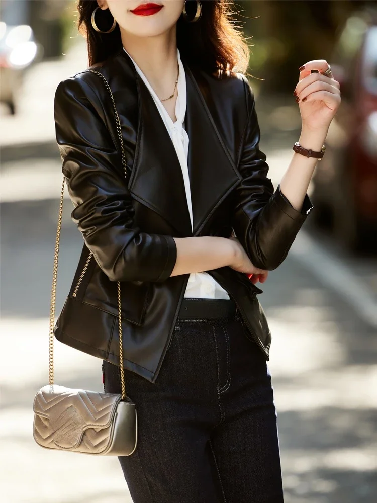 Veste en cuir mince décontractée pour femmes, vestes d'automne et d'hiver, vêtements à la mode pour femmes, revers combiné court rouge, 2023