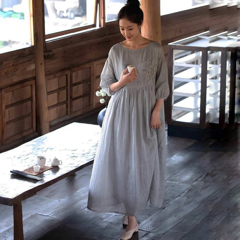 

Summer Ramie Embroidered Long Dress Women High Waist Pleated Gentle Artistic Retro Loose Elegant Lightweight Half-Sleeved Dress