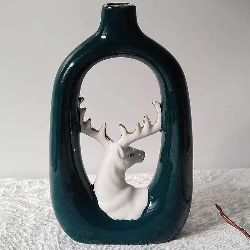 European Retro Relief Deer Ceramic Vase Ornaments Living Room Entrance Dining Table Flower Arrangement Art Vases Home Decoration