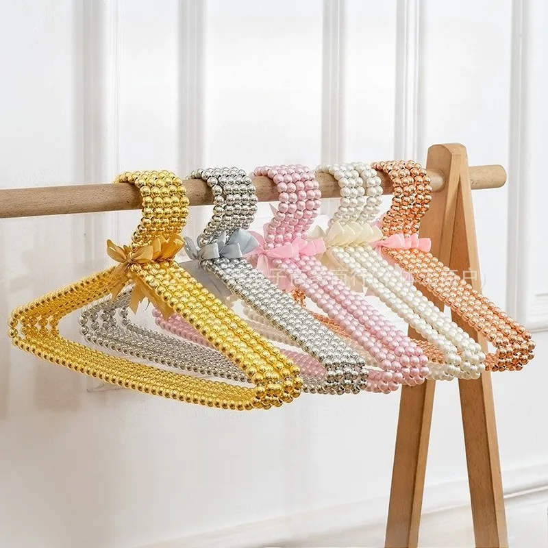 

1/2pcs Black Pearl Hangers Plastic Bowknot Clothes Rack Pearl Plastic Bowknot Clothes Rack Pearl Pants Hangers for Trousers