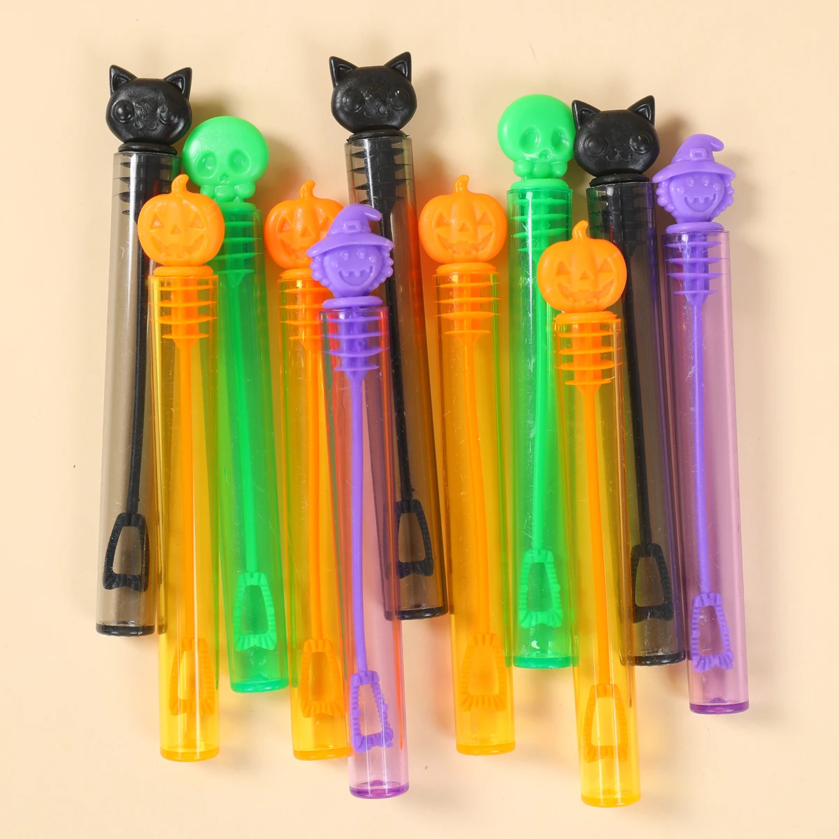 

10/20pcs Bubble Soap Bottles Witch Pumpkin Skull Cat Tube Bubble Wand Halloween Gifts for Guests Halloween Party Decorations