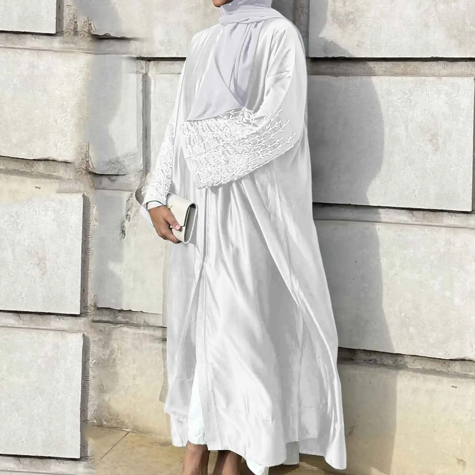 

Silky Beading Muslim Dress Dubai single breasted Flare Sleeve Abaya Dubai Turkey Muslim Islam Robe With Pockets Robe Clothing