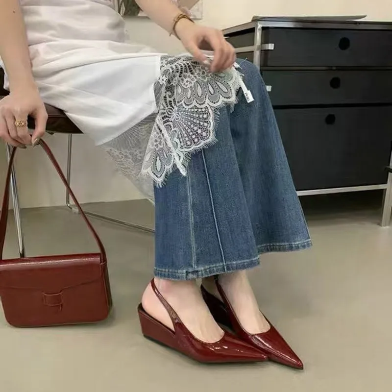 French-style temperament pointed-toe wedge patent leather sandals for women, back strap single shoes, half slippers
