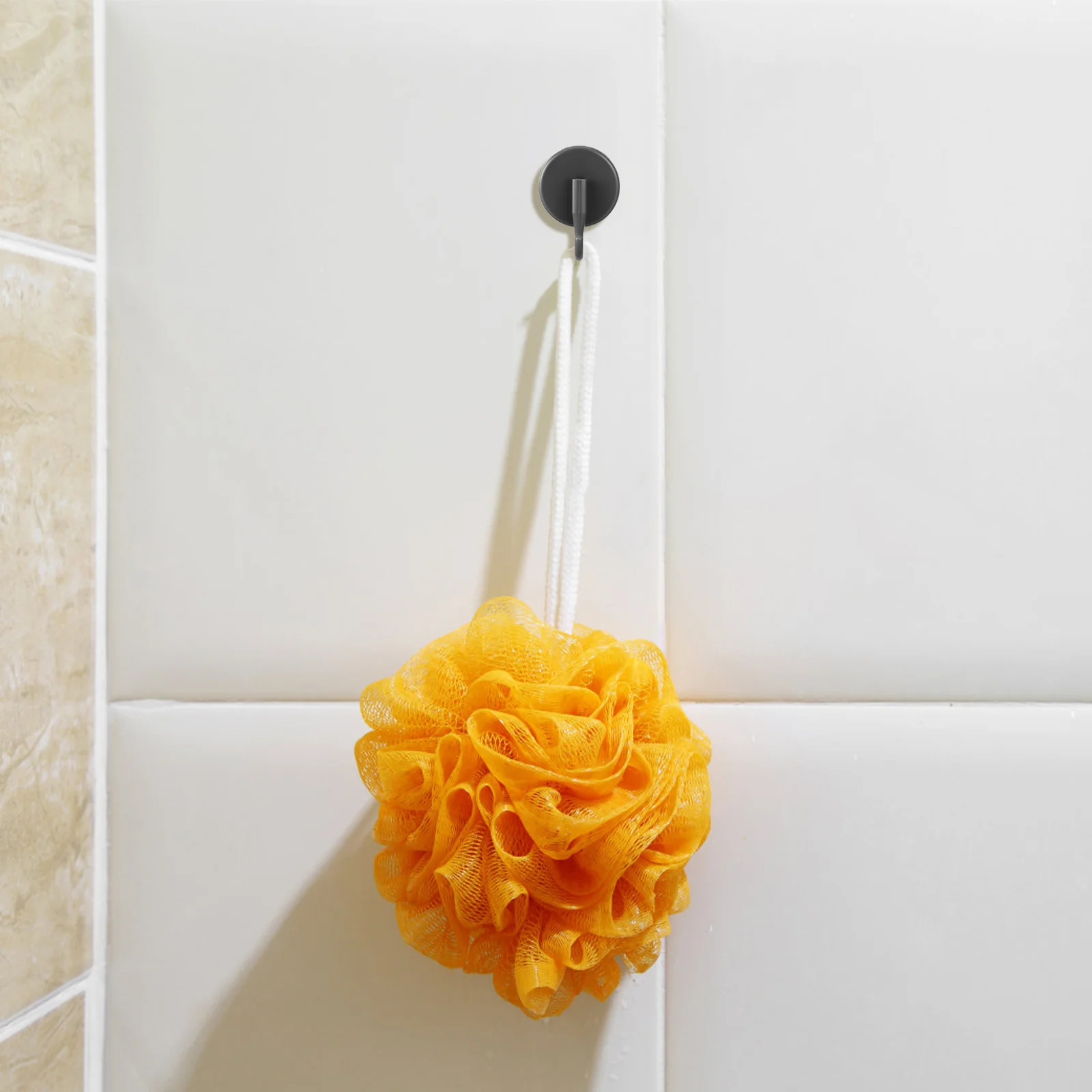 

4Pcs Suction Cup Hooks Heavy Duty Suction Towel Holder No Drilling Needed for Bathroom Kitchen Shower Wall Mount Hanging